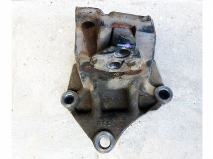 Кронштейн кпп Hyundai / KIA