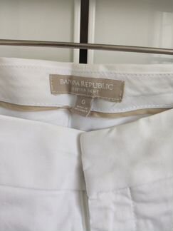 Белые брюки banana republic