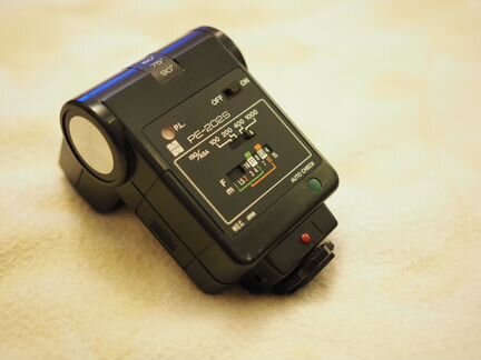 Вспышка National PE-202S