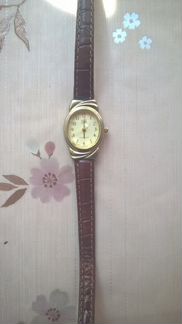 Женские часы QQ кварц