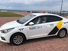 Водитель в Яндекс такси на авто фирмы