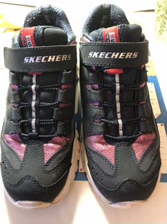 Кроссовки для девочек