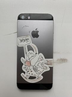 Телефон iPhone 5s и 6