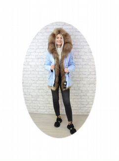Парка с мехом новая