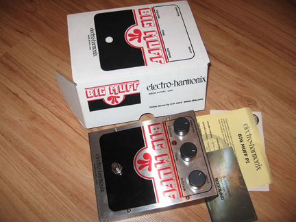 Гитарная примочка Electro-Harmonix 