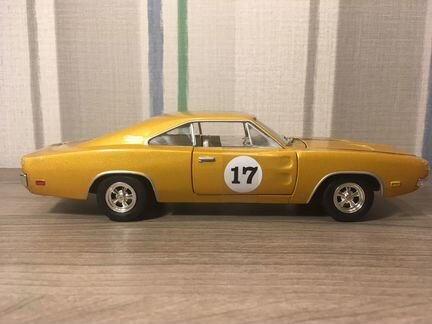 1/24 Dodge Charger R/T 1969 (Muscle car)