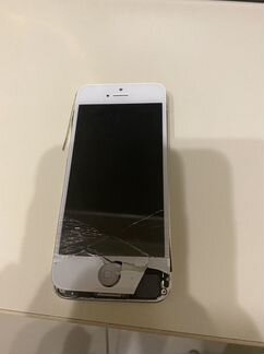 Телефон iPhone 5