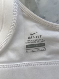 Топ женский спортивный Nike S