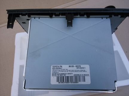 Toyota Tundra магнитола, радио, CD