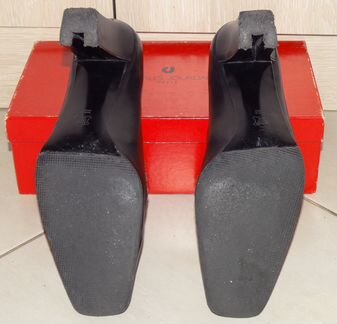 Туфли charles jourdan и босоножки Janet. D