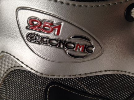 Коньки хоккейные botas