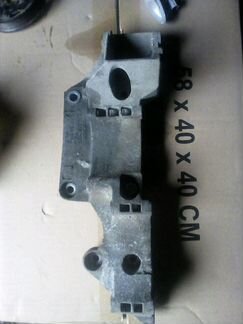 Кронштейн компрессора кондиционера Volkswagen Cadd