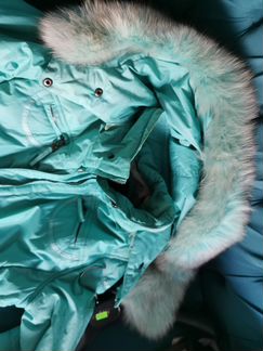 Продам укороченную зимнюю куртку автоледи