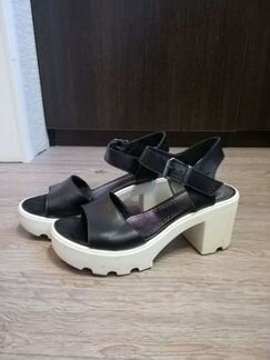 Босоножки кожа 37р