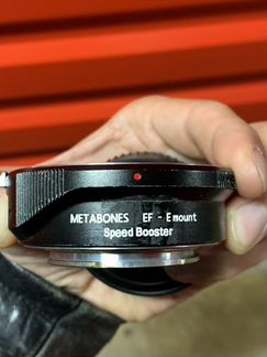 Фото переходник metabones speed booster