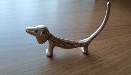 Держатель подставка для колец - такса