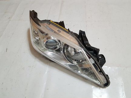 Фара правая Toyota Camry V50