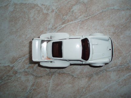 Модели Авто Porsche 934.5 и Chevrolet Corvette