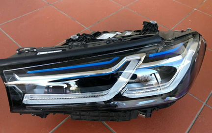 Фары Adaptive LED BMW G30 рестайлинг
