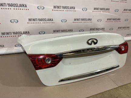 Крышка багажника Infiniti Q50 Q50S V37 белая в цве