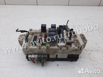 Блок предохранителей салонный Mitsubishi Galant 8