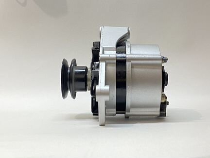 Генератор Audi 100 C3