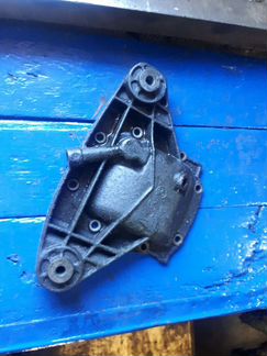 Бмв 5 Е39 крышка заднего редуктора