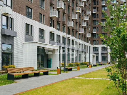 2-к квартира, 60 м², 7/25 эт.