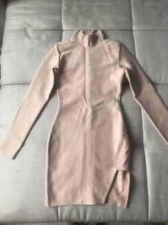 Новое бандажное платье в нюдовом цвете