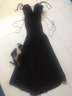 Платье Valentino шикарное пол