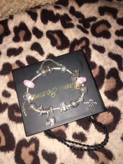 Серебряный браслет с шармами