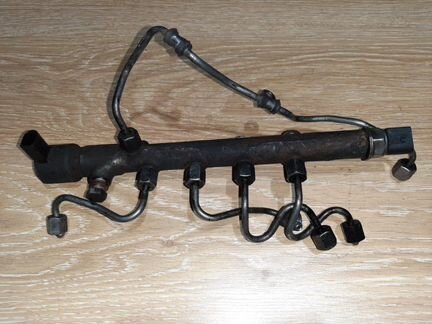 Топливная рампа Mercedes-Benz Sprinter W906 W906