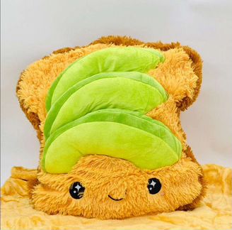 Игрушки с пледом