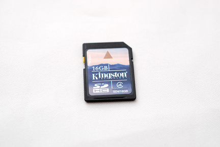 Карта памяти 16гб Kingston Made in Japan