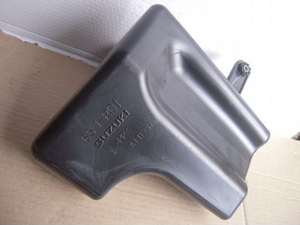 Резонатор, воздуховод Suzuki Grand Vitara