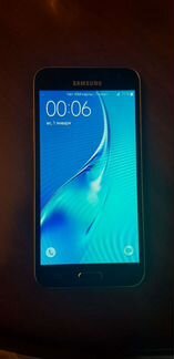 Телефон Samsung J3