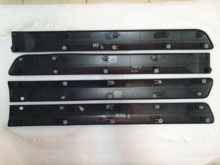 Молдинги дверей Largus/Logan/Dacia