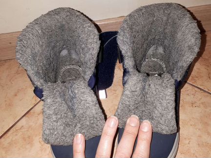 Зимние ботинки на мальчика 29 р