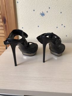Босоножки женские