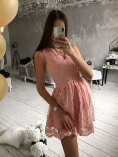 Платье вечернее кружевное розовое