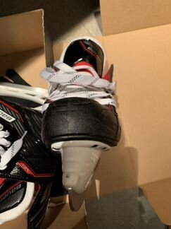 Коньки Bauer NSX