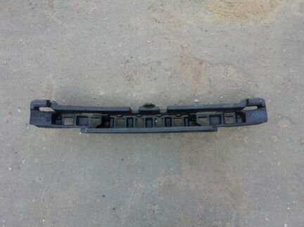 Абсорбер бампера передний Volkswagen Passat B6 2.0