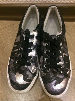 Продам кеды