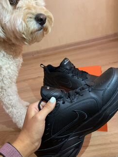 Новые кроссовки nike air monarch