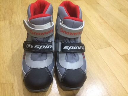 Ботинки для беговых лыж Spine