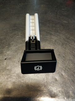 Ручка снятия с ручника VW Туарег 2002-2010 год