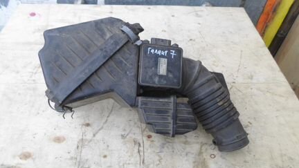 Корпус фильтра Мицубиси Галант 7 Е5 Galant E5 2.0