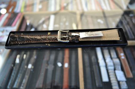 Коричневый крокодиловый ремешок 20 мм