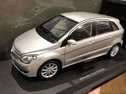 Mercedes Benz B-Класс Kyosho 1/18