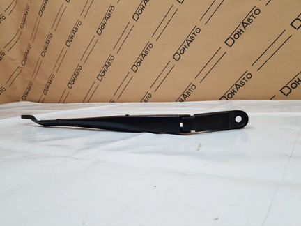 Поводок стеклоочистителя передний правый Toyota